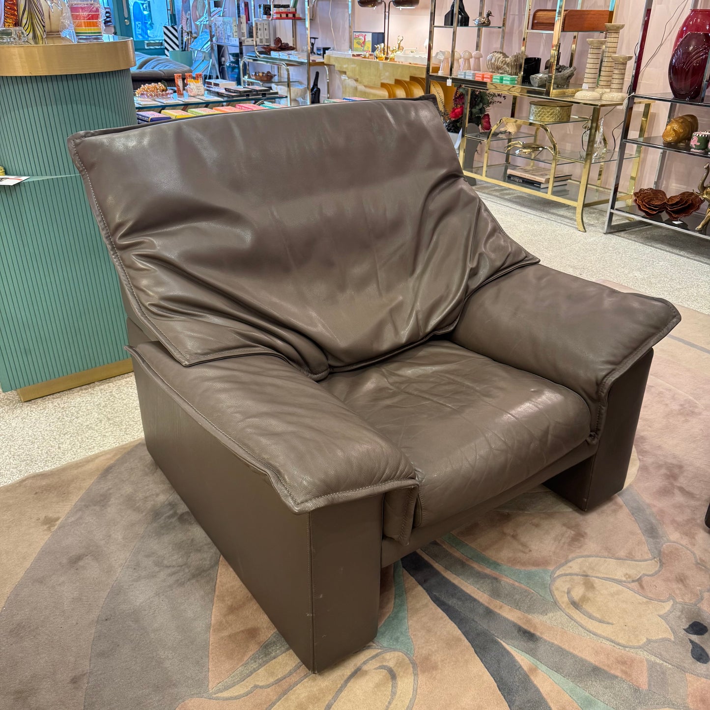 1980's Vintage Taupe Leather Adjustable Arm Chair by Durlet