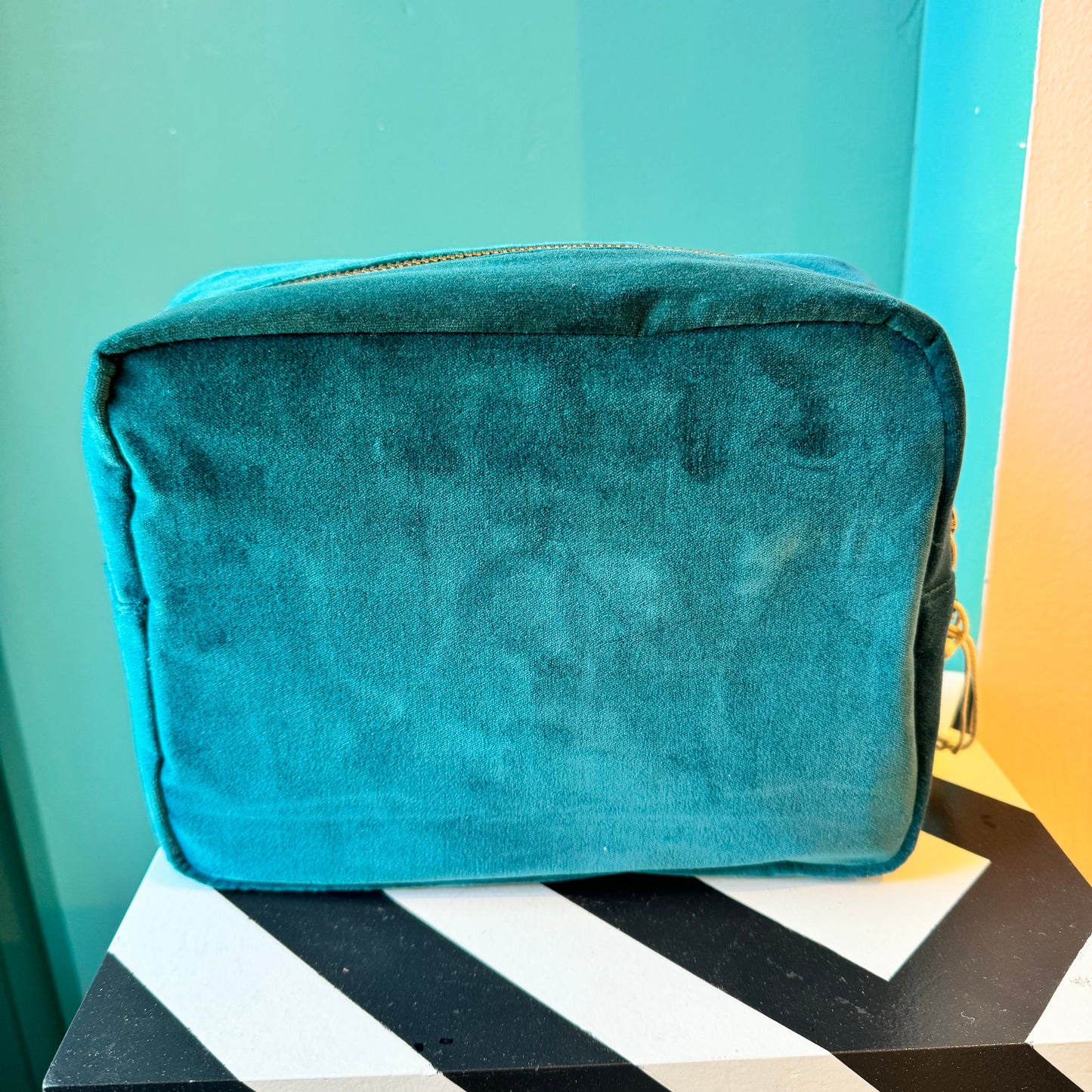 Swallows Teal Velvet Wash Bag