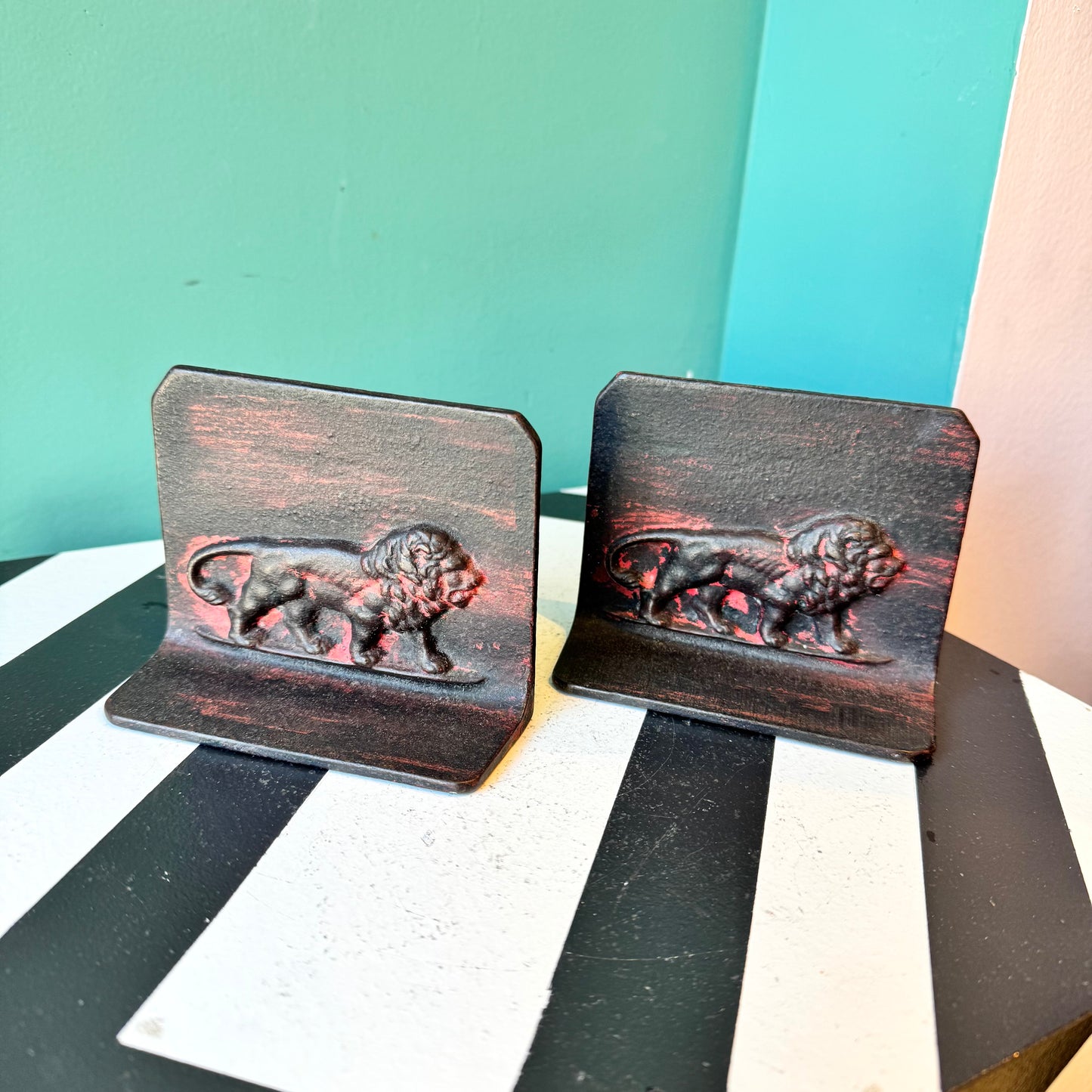 Pair of Vintage Cast Iron Lion Bookends