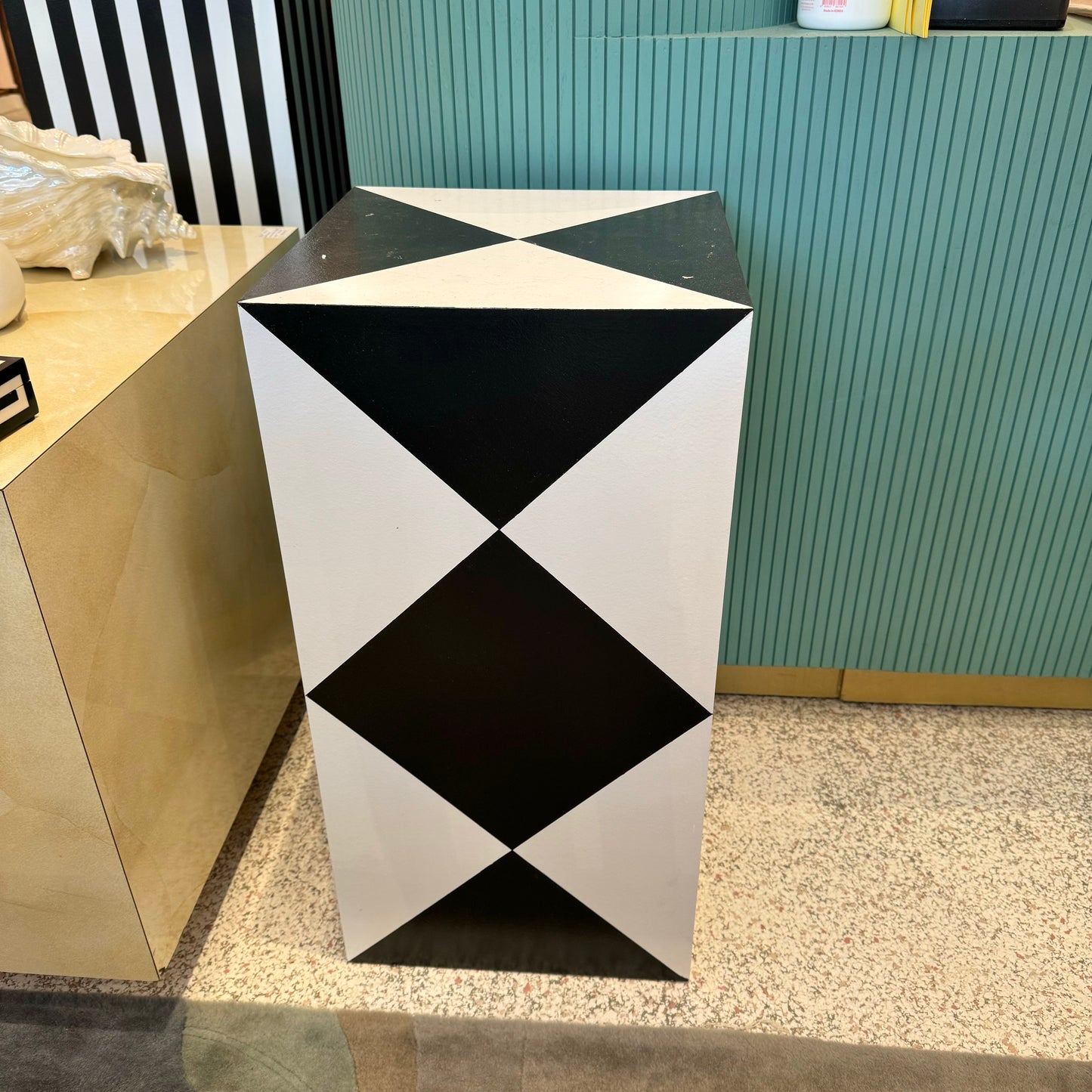 Black and White Checkered Pedestal 24"