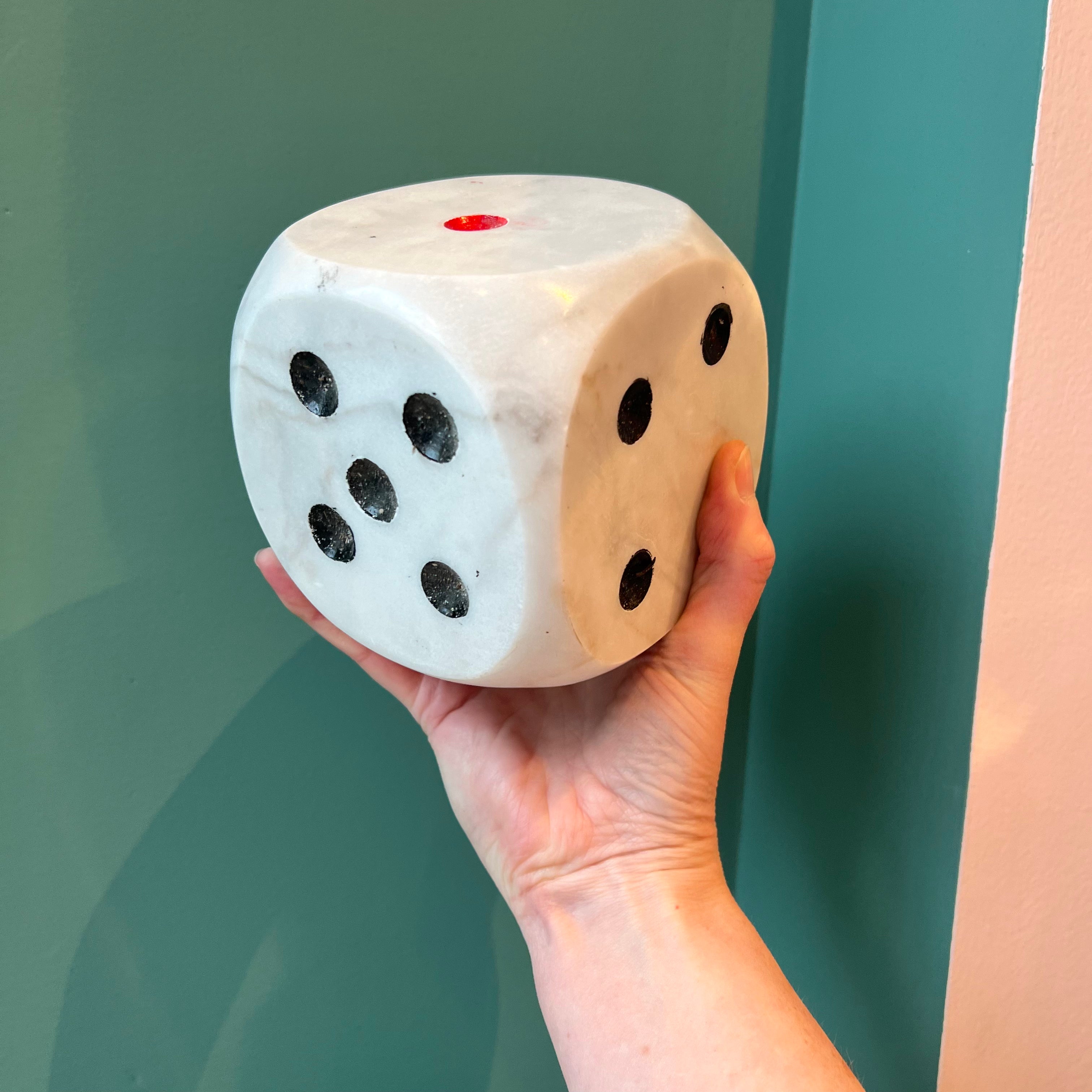 Large marble outlet dice